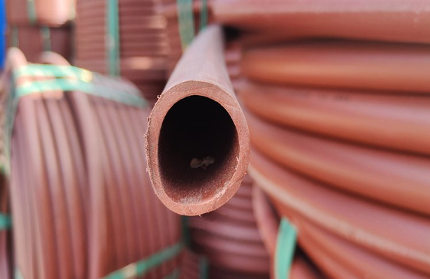 治多电力行业使用的RPE阻燃穿线管有哪些标准？